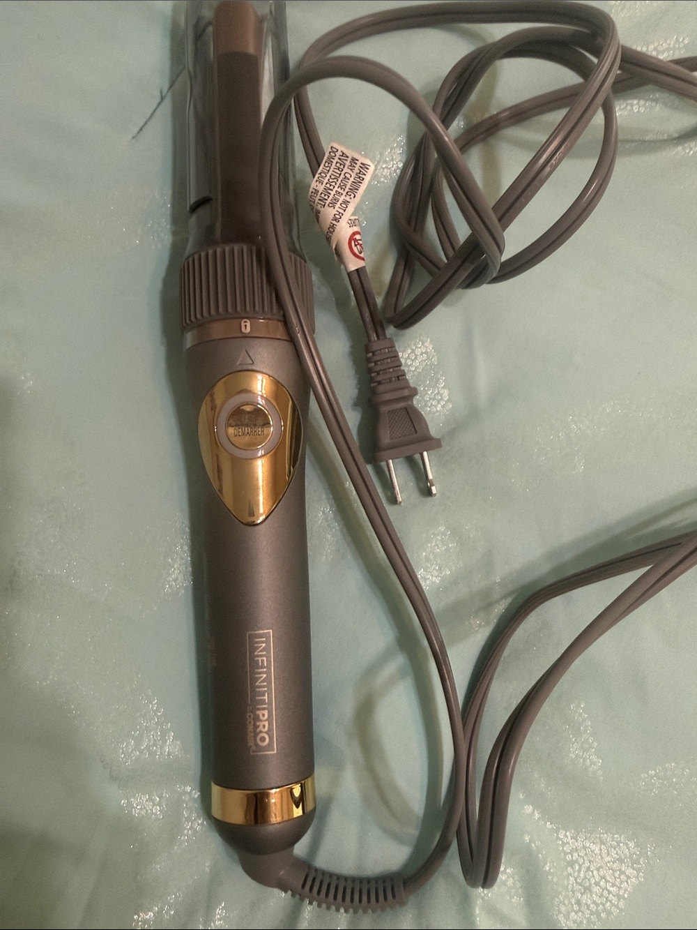 Infiniti Pro Gold and Gray Curling Wand